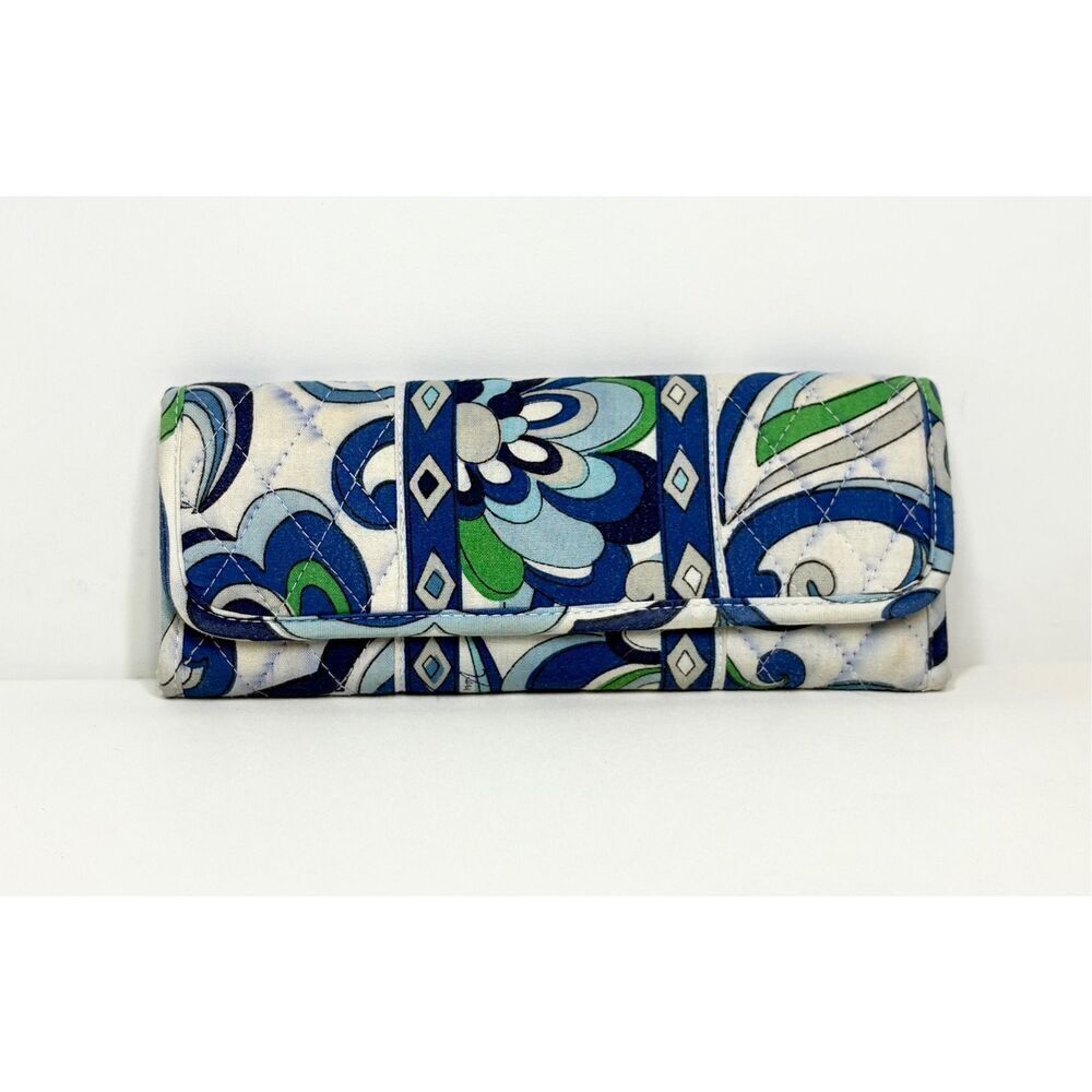 Vera Bradley Sleek Quilted Bifold Wallet Mediterranean Blue Magnetic Closure